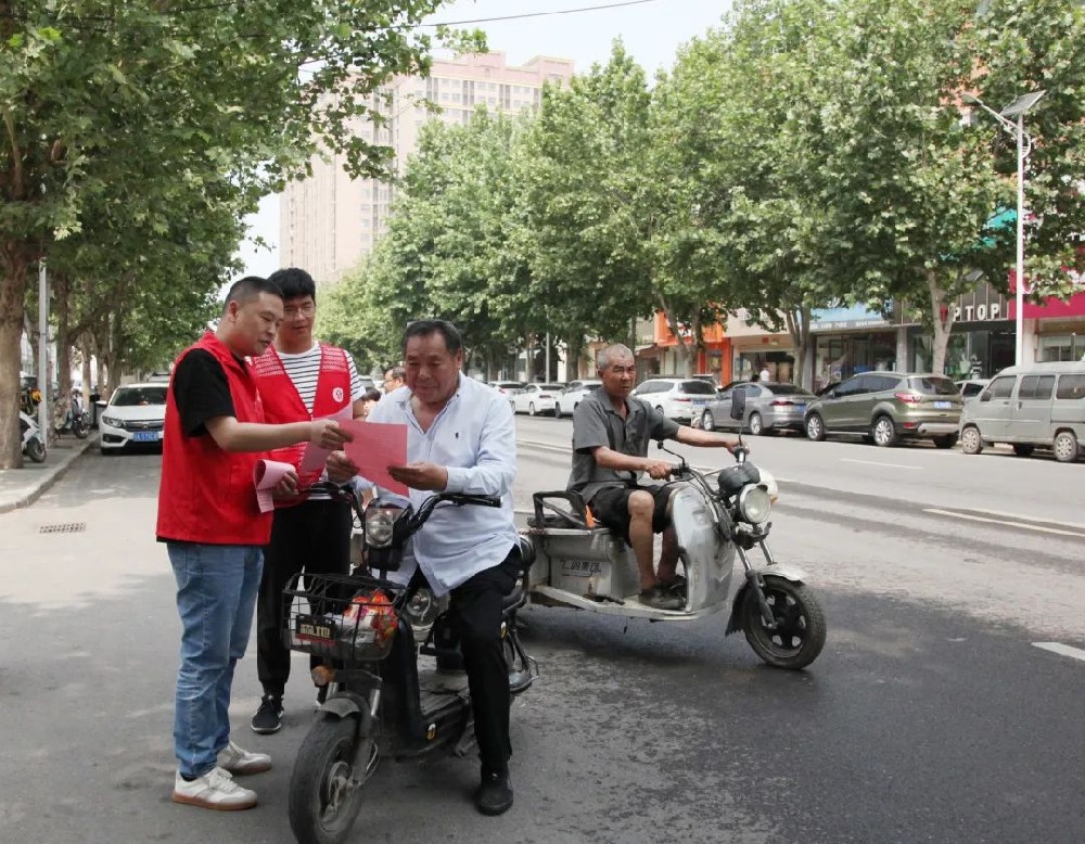 【精神文明建設】共建網絡安全 共享網絡文明│鄭投產業園公司聯合馬寨社區開展網絡安全文明宣傳志愿活動