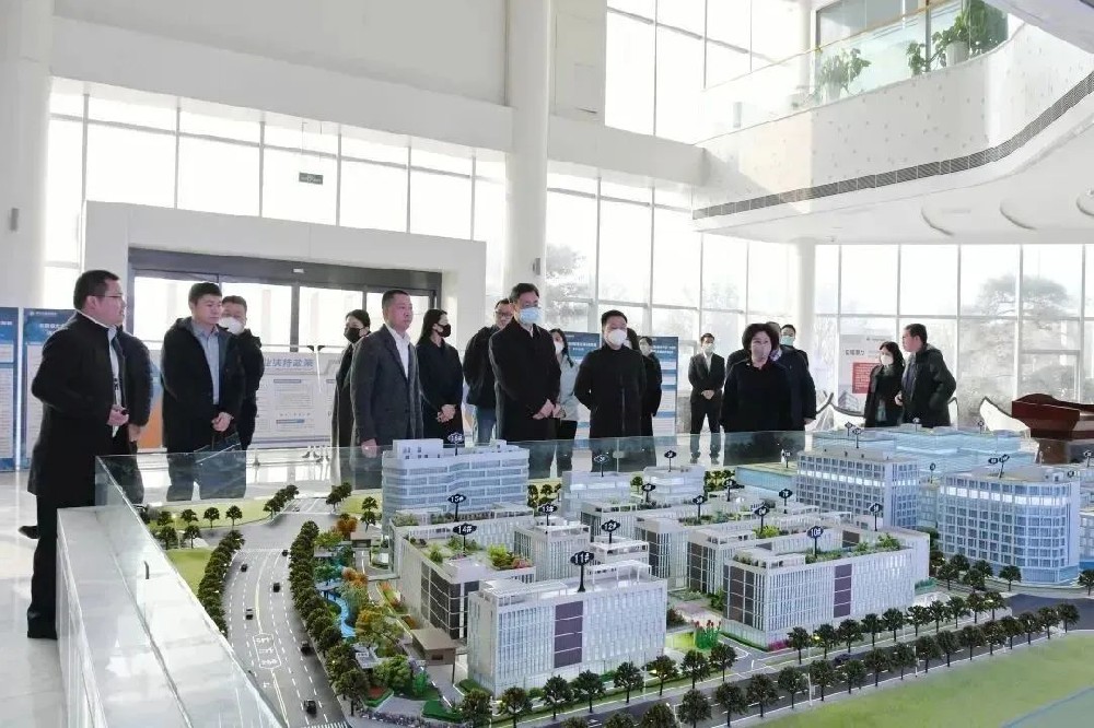 山西省財(cái)政廳副廳長安曉飛一行蒞臨園區(qū)觀摩專項(xiàng)債發(fā)行和使用情況