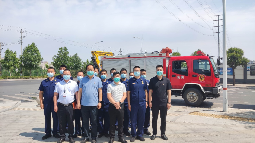 【黨建園地】鄭投產業園黨支部與鄭州市消防救援支隊搜救犬站黨支部共聯共建，開展平安建設主題實踐活動