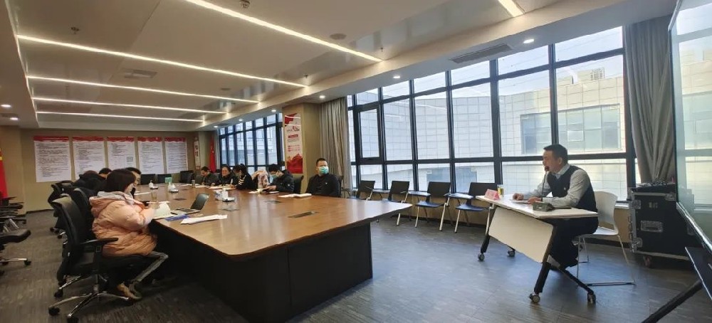 【黨建園地】鄭州控股公司黨委委員、副總經(jīng)理、工會主席李偉講授主題教育專題黨課