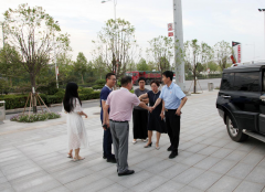 【鄭投產(chǎn)業(yè)園要聞】二七區(qū)委常委、宣傳部部長崔世英一行蒞臨園區(qū)考察調(diào)研